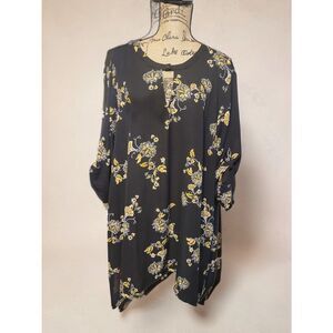 Torrid Women’s Black Semi Sheer Floral Tunic Top Size 3